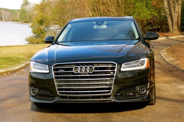 audi-a8l-1701.jpg